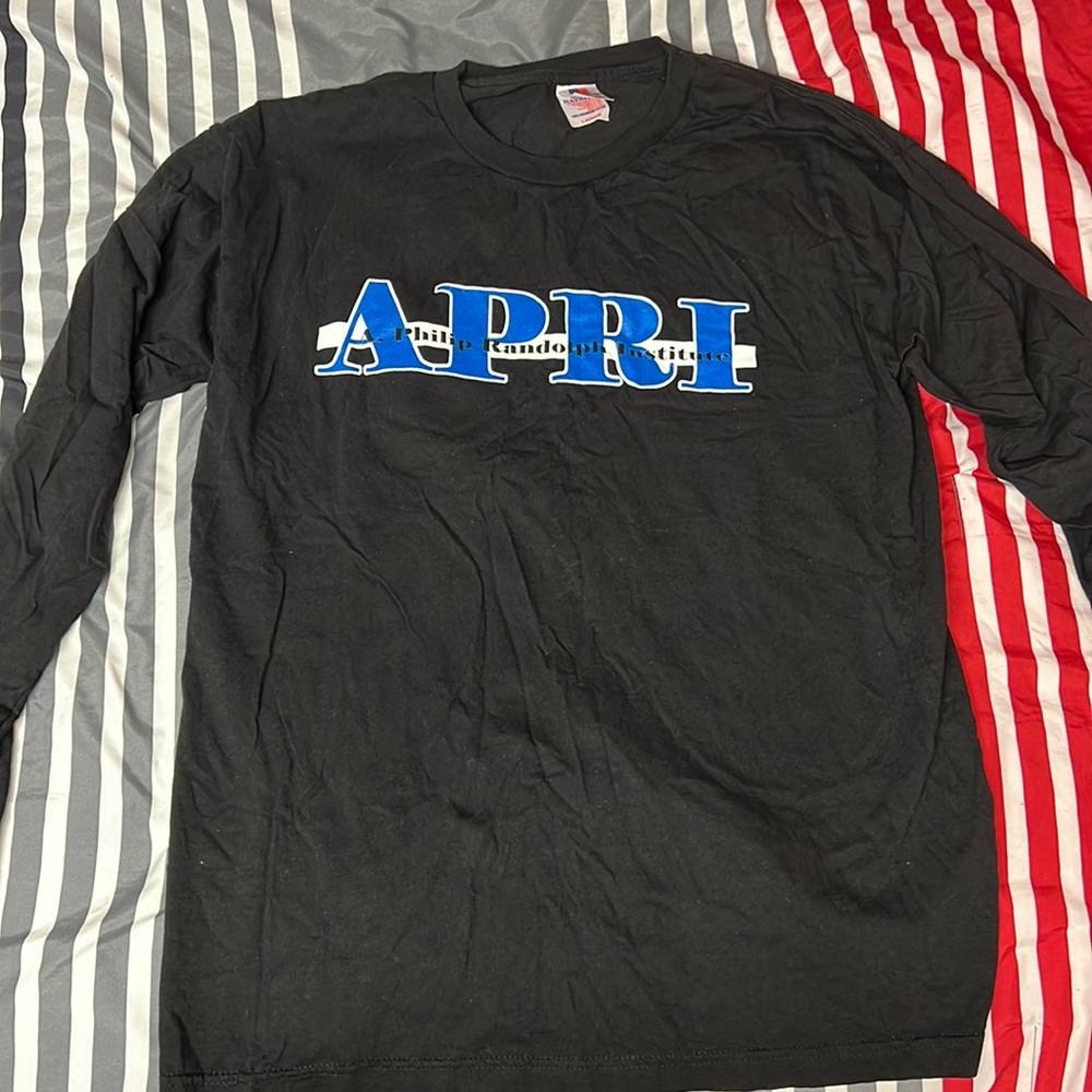Mens Black “APRI” Vintage Long-Sleeve